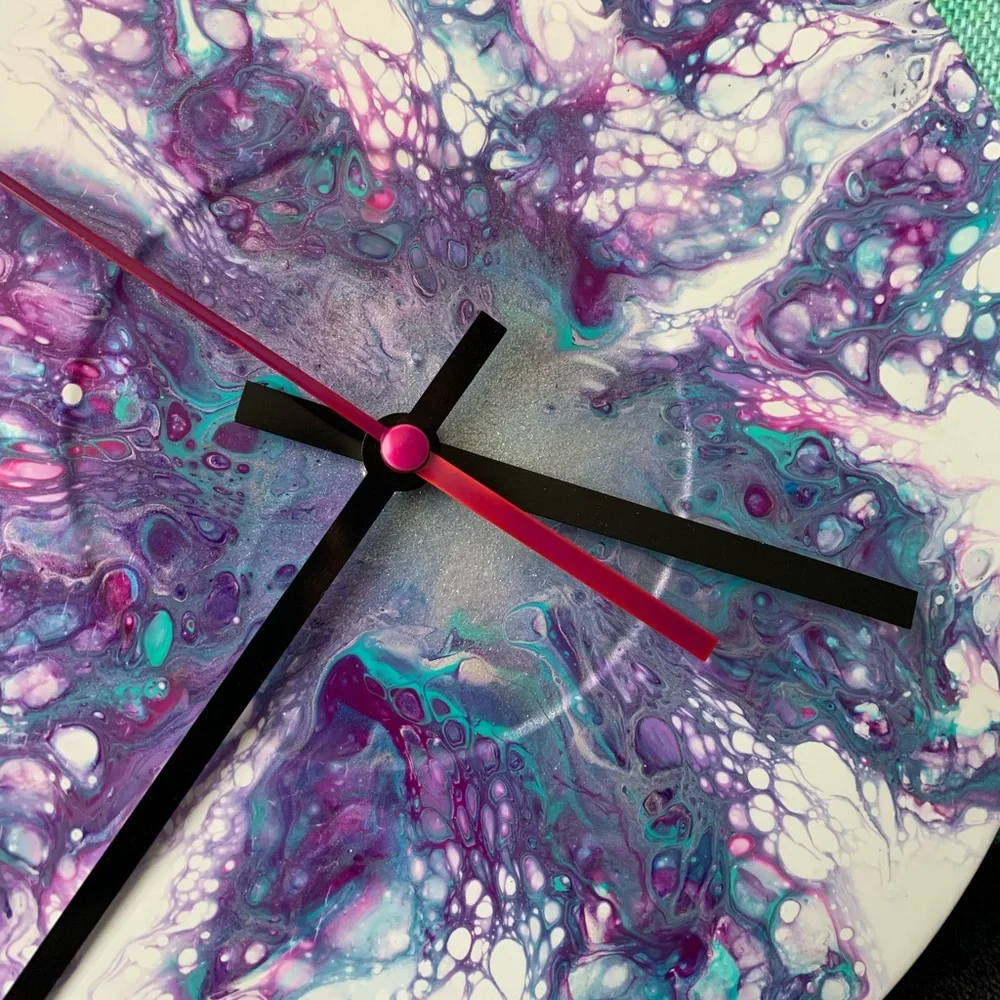 Fluid Art Upcycled Vinyl Record Clock- Jellyfish - Picture 2 of 3